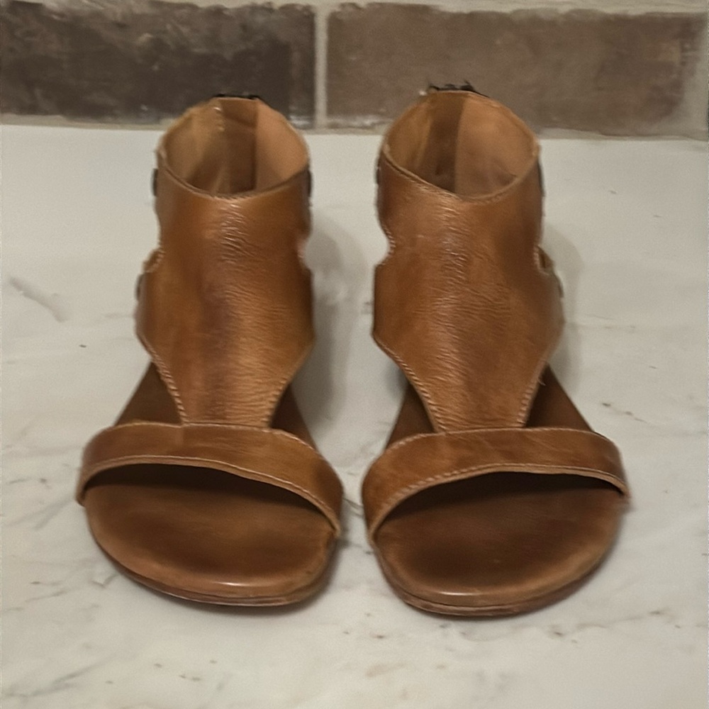 Bed Stu Soto Tan Rustic Leather Sandals Size 7